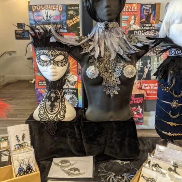 Metal filigree pasties BNIP nipple stickers breast petals Burlesque gold silver - Picture 5 of 5